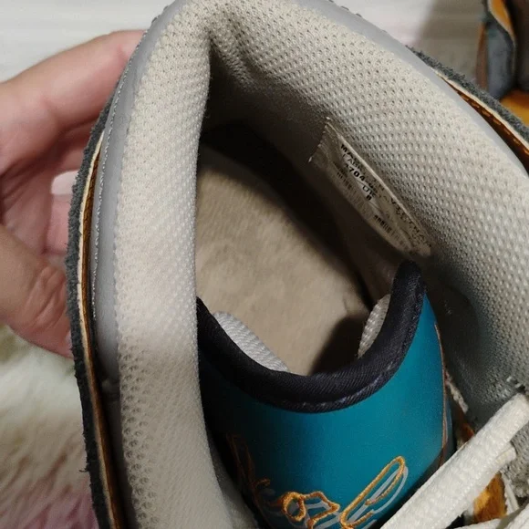 Nike Oncore Vintage Hi Top Shoes 2009 Sz.9 (X-102 CRATE) - Picture 14 of 15